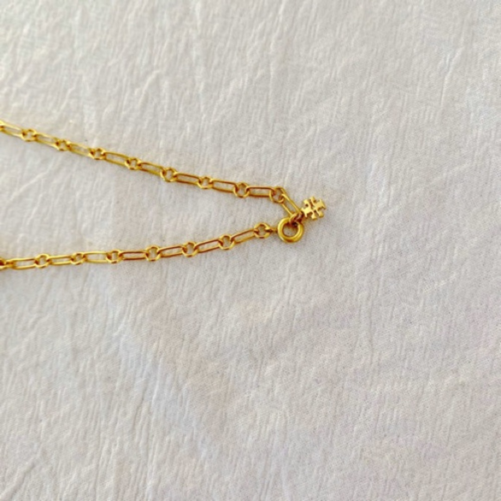 Tory Burch Elegant Gold and Green Gemstone Necklace - Picture 4 of 15